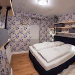 Design Alpenliebe - - - - Boutique-flair - - - - Inzell