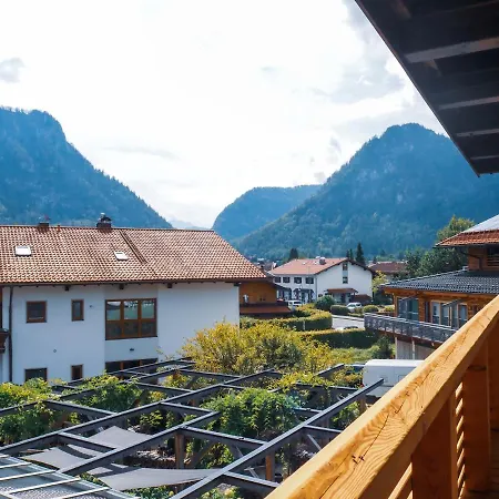 Design Alpenliebe - - - - Boutique-flair - - - - Hotel