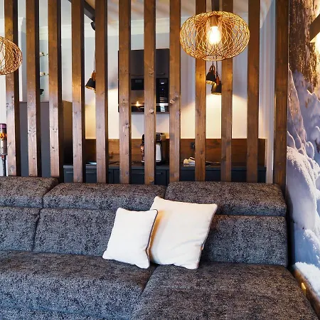 Hotel Design Alpenliebe - - - - Boutique-flair - - - - 2*