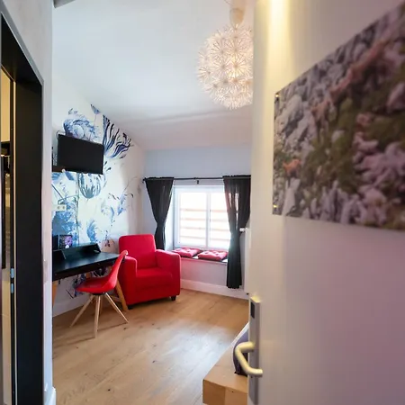 Hotel Design Alpenliebe - - - - Boutique-flair - - - - 2*