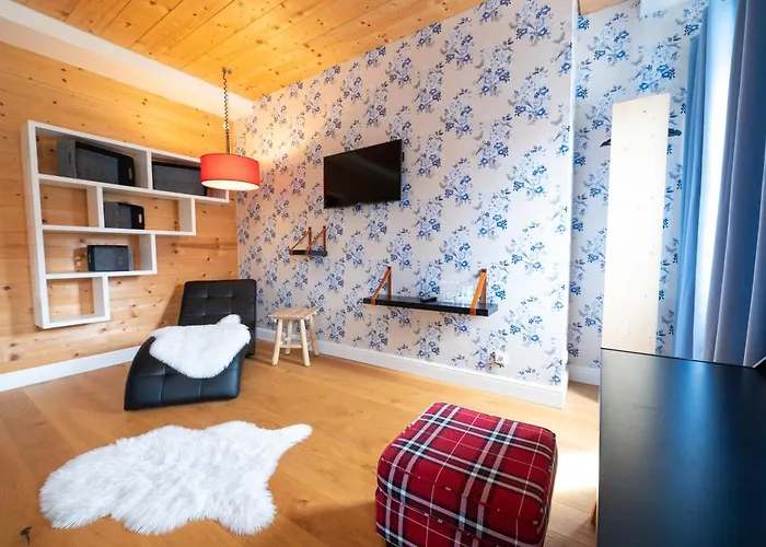 Design Alpenliebe - - - - Boutique-flair - - - - Inzell