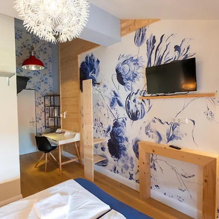 Design Alpenliebe - - - - Boutique-flair - - - - Hotel Inzell